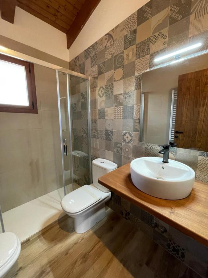 Casa De Les Escoles, Espinalbet - Alberga Castellar del Riu Екстериор снимка