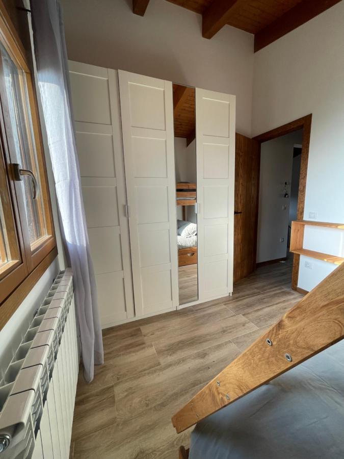 Casa De Les Escoles, Espinalbet - Alberga Castellar del Riu Екстериор снимка
